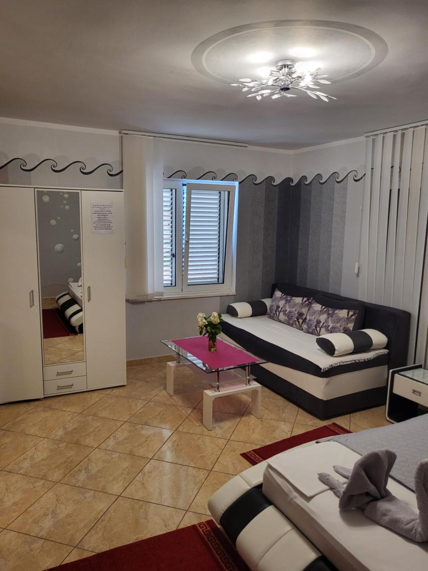Apartmani Niksic Herceg Novi Zimmer foto